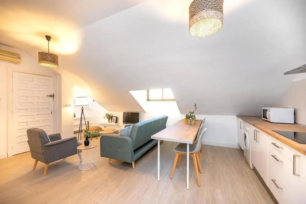 Ct 231 - Fuengirola City Center - Top Floor Apartment II